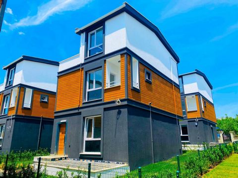This amazing brandnew triplex villa is located in Yeniciftlik/Tekirdag which is just one hour drive from Istanbul. It has a private garden and big terrace with perfect sea view. Perfect living area with 4 bedroom and 4 bathroom. Each floor has a mast...
