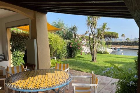You will find this lovely holiday home in Port Grimaud. The house has a sunny terrace and garden overlooking the 