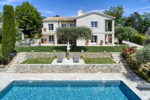 Nestled peacefully atop of a hill in the Riviera Countryside, this luxurious family villa offers magnificent views of the Mountains and Mediterranean sea. Conveniently located near all local amenities, and just a 10 minutes drive from Valbonne villag...