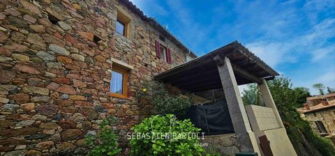 Charming stone village house completely renovated with a floor area of ??58m² spread over 3 levels, offering a cozy and warm atmosphere. This unique property includes an entrance to its welcoming living room with open fitted kitchen, a mezzanine bedr...
