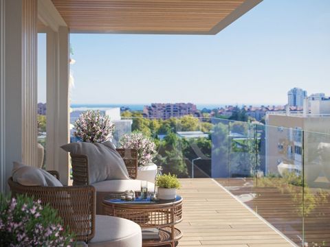 Three-bedroom apartment of 158 sqm, located in the Cascais Terraces development. This apartment has a spacious living room of 47 sqm, an open kitchen of 15 sqm with a laundry area and three bedrooms, one of which is en-suite. All the bedrooms have fi...