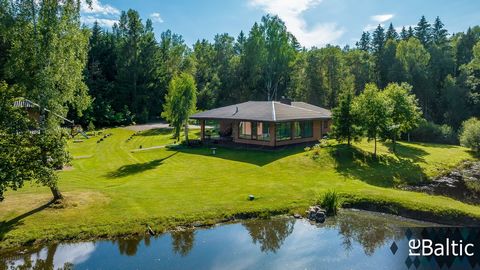 Well-kept, cozy homestead with two houses and water bodies just 19km away. to the center of Vilnius. This is a house where, upon returning, you will forget the worries of the day and immerse yourself in peace surrounded by nature. Here you can both s...