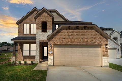 LONG LAKE NEW CONSTRUCTION - Welcome home to 2201 Forest Chestnut Drive located in the community of Forest Village and zoned to Conroe ISD. This floor plan features 4 bedrooms, 3 full baths, 1 half bath and an attached 2-car garage. You don't want to...