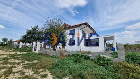 ID 32026636 Offered for sale: Newly built three-storey house in the village of Zagortsi with a huge plot of land . Cost: 110,000 euros. Locality: Zagortsi village, Sredets, the region.Burgas Rooms: 6 Total area: 360 sq.m . Land area: 9448 sq.m. Floor...