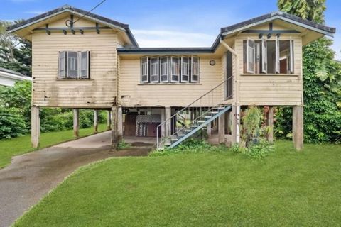 This Queenslander was once magnificent and it can be again if you wish with some love, care and time to make it grand again. Up the front stairs to the front verandah/porch area. Masses of casement windows that allow the light and breeze through the ...