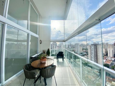 Você está prestes a conhecer um imóvel exclusivo, que combina requinte, conforto e sofisticação em uma das regiões mais nobres de São Paulo. Este apartamento de 214 m², com pé direito duplo, possui 4 suítes, cozinha independente, área de lazer privat...