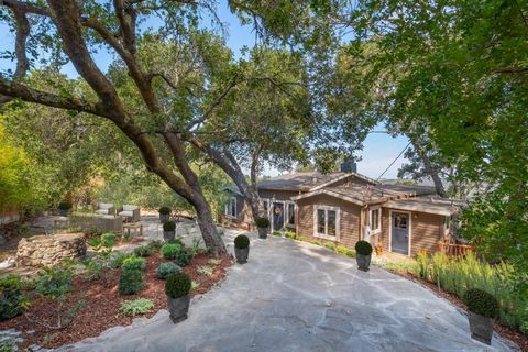 Nestled in the serene landscape of Woodside, this charming turnkey 2 bed, 2 bath residence with separate 1 bed, 1 bath apartment boasts breathtaking views of Stanford's Biological Preserve, Jasper Ridge. Conveniently located at the bottom of Old La H...