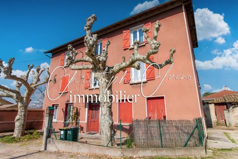 Exclusive Real Estate Opportunity: High-Yield Investment in Salaise Sur Sanne Discover a rare investment opportunity in a characterful building ideally located in Salaise Sur Sanne. Offering a perfect blend of traditional charm and high rental potent...