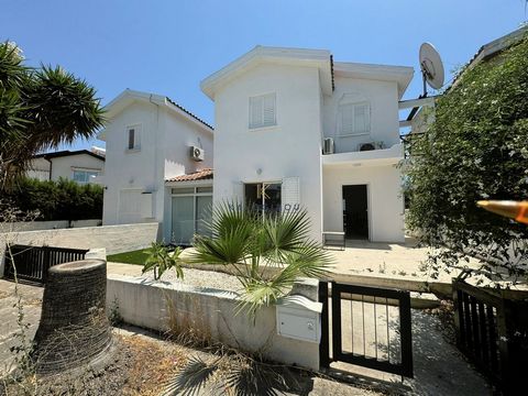 Located in Larnaca. Detached, Three-bedroom house for rent in Dekeleia area, Larnaca. It is located in a premium and enviable position, just 400 meters from the blue flag beaches, in the Larnaca, Dekeleia tourist area, conveniently close to restauran...