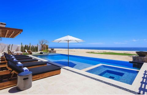 DCL245-2 Luxury beachfront home, 40 meters from the beach, infinity pool, jacuzzi, private residential with golf course, clubhouse, for sale, Cabo San Lucas. Property with a large lot, 4 bedrooms, luxury finishes, spaces for entertaining and an indoo...