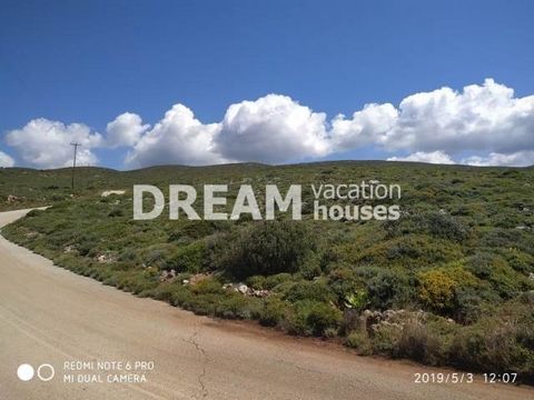 Description En vente Lopin de terre, Agios Leontas, 342.909 m2, Dans lot/avec jardin 342908,66 m2, Prix: 1.300.000€ Description detaillée Lotissement au bord de la mer à Porto Roxa d’Agios Leo de 342.909m² de surface. Il a une longue façade maritime ...