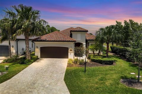 SELLER MOTIVATED!!!! Welcome home to this beautifully decorated, 4 bed, 2 bath, Lennar Executive, Isabella open floor plan home with 2248 sqft of living space. The master suite has a sliding glass door leading to the lanai, tray ceiling, two walk-in ...