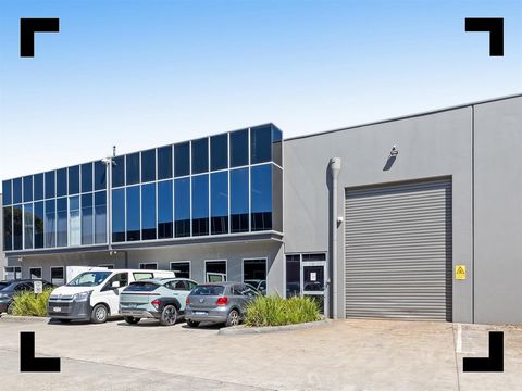 POINT OF INTEREST: Rooks Road may appear on your notifications, but 173-181 is rarely open to the public — beyond the clients of the flagship industrial and commercial tenants that reside here. This 425 sqm* warehouse and office hybrid offers an obvi...