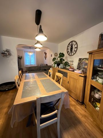 Maison 4 chambres, jardin, grand garage.