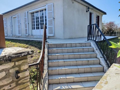 Maison de plain pied sur sous-sol à ALLONNES composée d'une pièce de vie de plus de 40m2 et trois chambres