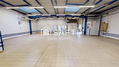 Location Local commercial MORESTEL