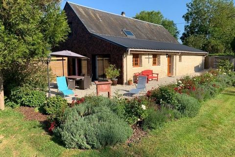 Located in Saint-Germain-du-Pert, this 2-bedroom cottage offers a peaceful vacation in the heart of Normandy. Perfect for a family of 5 with children to stay, it comes with a terrace and garden to relax and rejuvenate. The Cotentin nature reserve is ...
