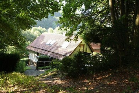 Holiday apartment in an apartment house in a quiet and idyllic location right next to the forest. On the 2,000 square meter garden and natural property you can relax and enjoy the beautiful view of the Harz mountains and the climatic health resort of...