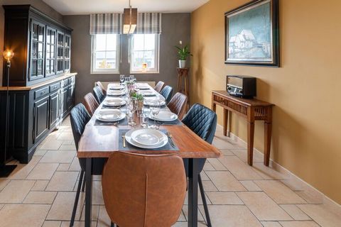 This charming holiday home in the Belgian region of Liège has a great location near the forest. It offers large families all the space they need for an unforgettable holiday. The region is ideal for cycling and walking tours through nature. The nearb...