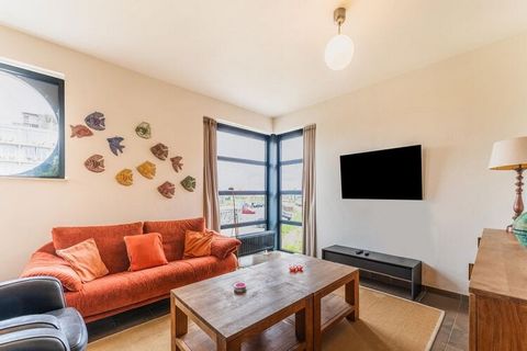 Ce bel appartement est situé au pied des dunes dans la jolie ville balnéaire de Cadzand-Bad. Il est assez grand pour une famille avec enfants et dispose de 2 balcons. Par un escalier, vous atteignez la grande plage de Cadzand et à une courte distance...