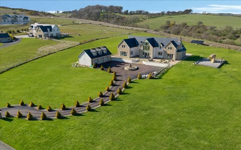 A tree-lined driveway always promises something special. So the approach to 5 Craigengall Farm Crofts, first through undulating countryside then up a gently curving tree-lined drive, sets high expectations which are fully met when you arrive - for yo...