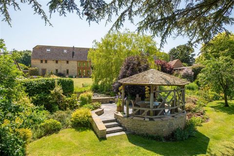 ** DETACHED STONE RESIDENCE OF OVER 5,000 SQ FT OF LIVING SPACE** Oldstone Place is a rare gem set discreetly into the much sought after village of Wicken and provides a quiet country village atmosphere whilst having incredible access to all the amen...