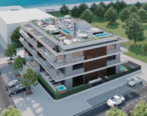 En cours de construction, l'appartement bénéficie d'un emplacement privilégié en bord de mer, à côté de la plage de Canidelo et de Praia da Sereia. C'est l'endroit idéal pour ceux qui apprécient un niveau de vie élevé, les pieds dans l'océan et à seu...