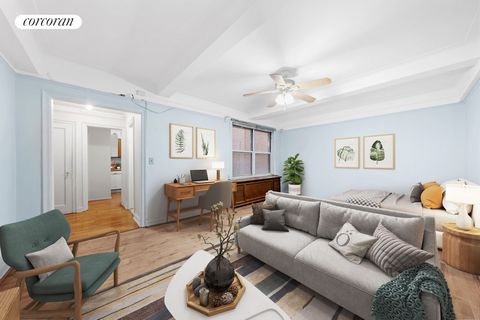 NO BOARD APPROVAL REQUIRED. Brooklyn Heights studio apartment for sale at the 