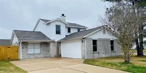 Beautiful two story home 3bed /2.5bath. Remodeled kitchen, a lot of natural light, big backyard. Washer and dryer are included. Close to medical center, shoppings and restaurants. easy access to major freeways. Real estate listings on this website co...