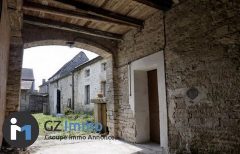 Gelegen op 10 minuten van BAR-SUR-SEINE, in de stad GYE-SUR-SEINE, presenteert het agentschap GZ IMMO deze prachtige boerderij met een stenen huis van 310m2 om te renoveren. Kom en ontdek dit charmante landgoed met een perceel van 630 m2, volledig om...