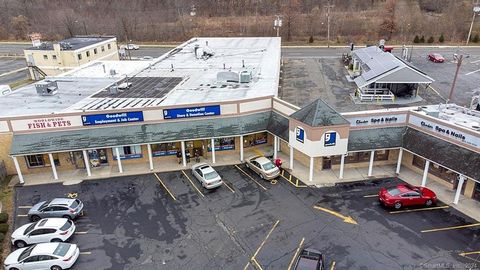 Heavy Traffic Rd (Amity Road), 4 Retail shops and 11 Offices, Goodwill Store, All 15 Spaces are FULLY LEASED, 27960 sf, 1.14 Acres, Newer Heating/Central Air Systems, Roof is still under Warranty, Plenty of Parking Spaces, Cross Street of A1 Toyota D...