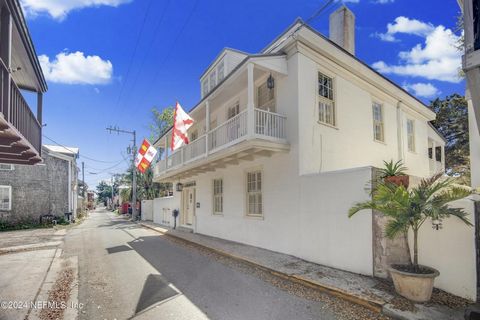 Historic Gem: Gonzales-Jones Home Est. 1764 Step into the rich tapestry of history with this exquisite historic compound, nestled within a sprawling lot exuding privacy and tranquility. Encased by a stately concrete block with stucco wall, this prope...