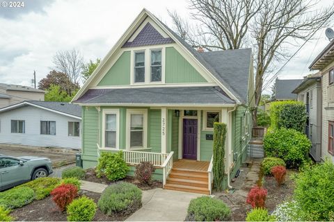 Classic craftsman home from the late 1800s that was remodeled into a duplex. Main floor unit features 2 bedrooms & 1 bath and the upper unit includes 1 bedroom & 1 bath with wood floors throughout. This property is less than 2 blocks from private sch...