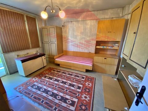 IMOTI NASTEV offers for sale one-bedroom brick enlarged apartment on Tsarigradsko shose Blvd. Madara in Dobrudjanski district. The apartment has a living area of 69 sq.m. / without the three terraces and the basement /. Large, bright rooms with beaut...
