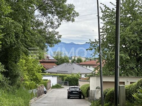 Welcome to your spring paradise in Kolbermoor! Take the opportunity to realise your dream house with a breathtaking view of the Alps on a spacious plot of 1307 square metres. The hillside location provides an incomparable view and the south orientati...
