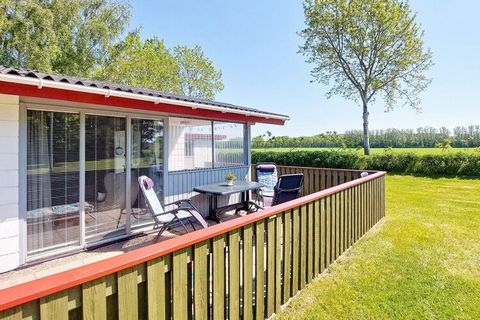 Casetta situata in zona panoramica su un terreno con ampio prato. La casa è continuamente ristrutturata ed è arredata con due belle camere da letto e un bagno, cucina aperta con zona pranzo e soggiorno con stufa a legna e un piccolo ripostiglio con l...