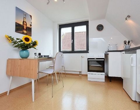 An attractive 2-room apartment in Gärtringen is available for rent, which impresses with its excellent facilities and ideal location. The apartment offers modern living comfort and a quiet, yet centrally located environment. It has a sunny balcony, w...