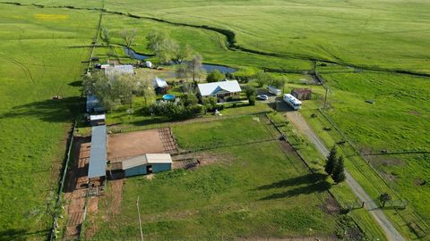 The Broken Arrow Ranch is located northeast of Farmington, CA, near Milton. This working cattle and equestrian property is situated in the fertile and water rich Milton Valley. The fully renovated farmhouse-style home has numerous custom features and...
