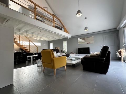 Maison Contemporaine 180 m²- PISCINE- DOUBLE GARAGE-JARDIN