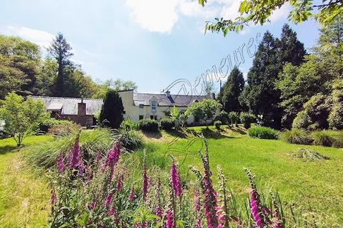 At the end of a dead end, in the heart of a beautiful plot of land of more than one hectare bordered by a beautiful stream, this old mill, already habitable and with two dwellings, offers exceptional renovation potential. Description: Only a few minu...