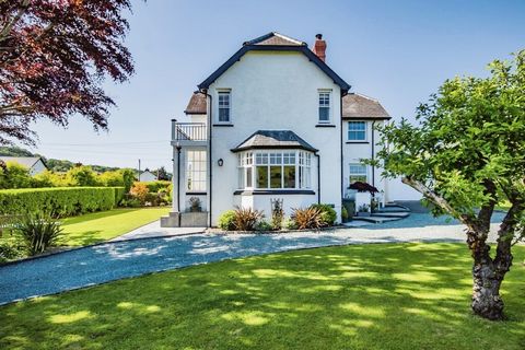 Fine and Country is delighted to present a beautifully maintained period house, superbly situated at the edge of Llandre. Built in 1936 by Jones Builders of Dole, Fronhaul combines the elegance of an early twentieth-century executive home with modern...