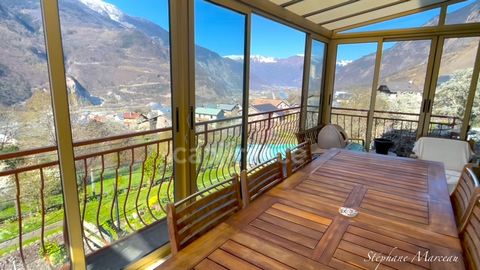 A VENDRE, en Maurienne, Maison individuelle 8 pièces, appartements en location, terrain, vue dégagée