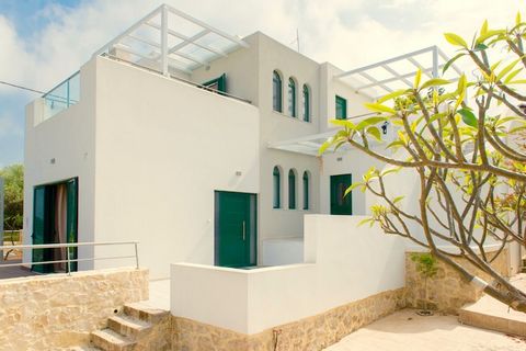 This is an airy, modern and stylish villa with a private swimming pool for taking a refreshing dip and also offers pleasant sea views. The place is ideal for a fun-filled vacation with family and/or friends. The house has a perfect seaside location i...