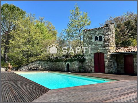 Belle bâtisse en pierre rénovée avec piscine