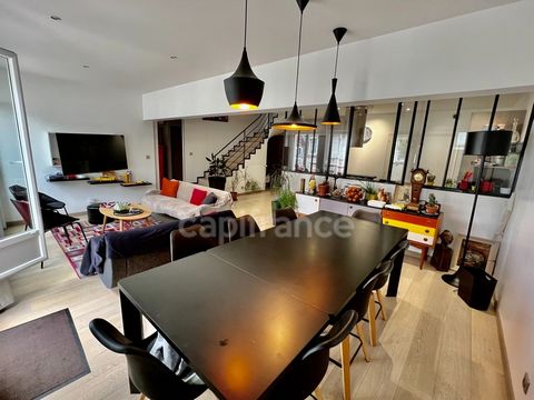 ORLEANS COEUR DE VILLE MARTROI-BANNIER, à vendre au dernier étage d'une petite copropriété, superbe appartement T7 avec terrasse, cave et placed e parking sécurisée