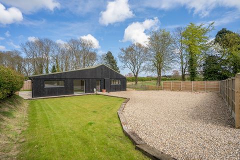 If you love the openness of the Norfolk countryside, the far-reaching views, abundant wildlife and big skies, you’ll love this eco-friendly barn conversion, sitting in a glorious rural setting. Newly converted and beautifully finished, it’s been desi...