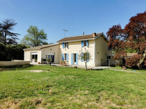 Belle girondine en pierre sur terrain de 1800m²